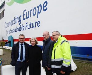 Von links: Niclas Mårtensson, CEO Stena Line, Anneli Hulthén, Länshövding Skåne Christian Pegel, Minister für Energie, Infrastruktur und Digitalisierung des Landes Mecklenburg-Vorpommern, Jörgen Nilsson, CEO Hafen Trelleborg.